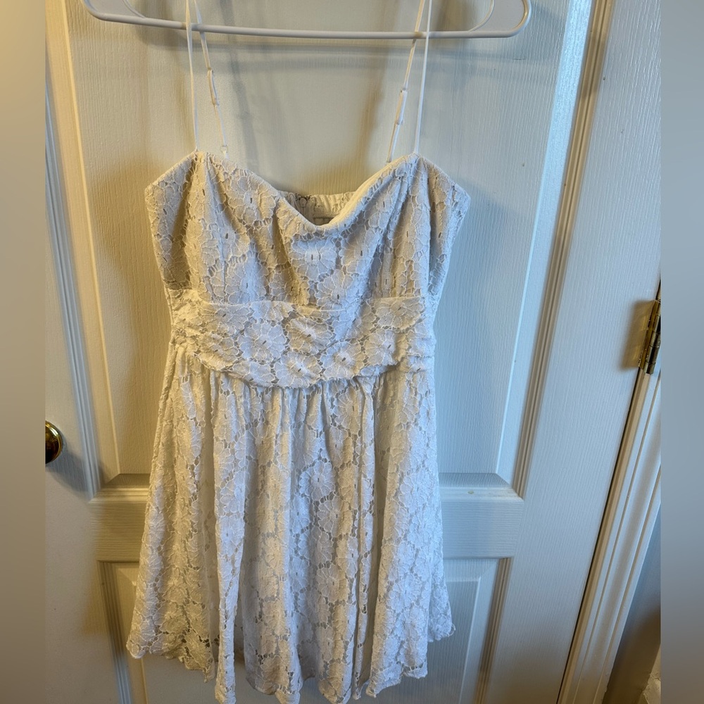 Elegant White Lace Summer Dress